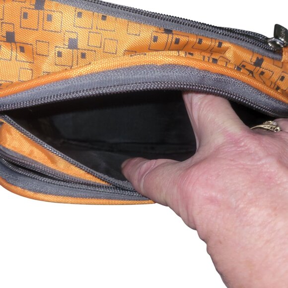 Vintage-Style Orange Sport Waist Bag With Adjustable Strap Durable Design Multip - Picture 3 of 6